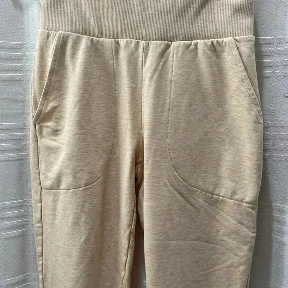 Nike Capri sweatpants - Picture 10 of 10